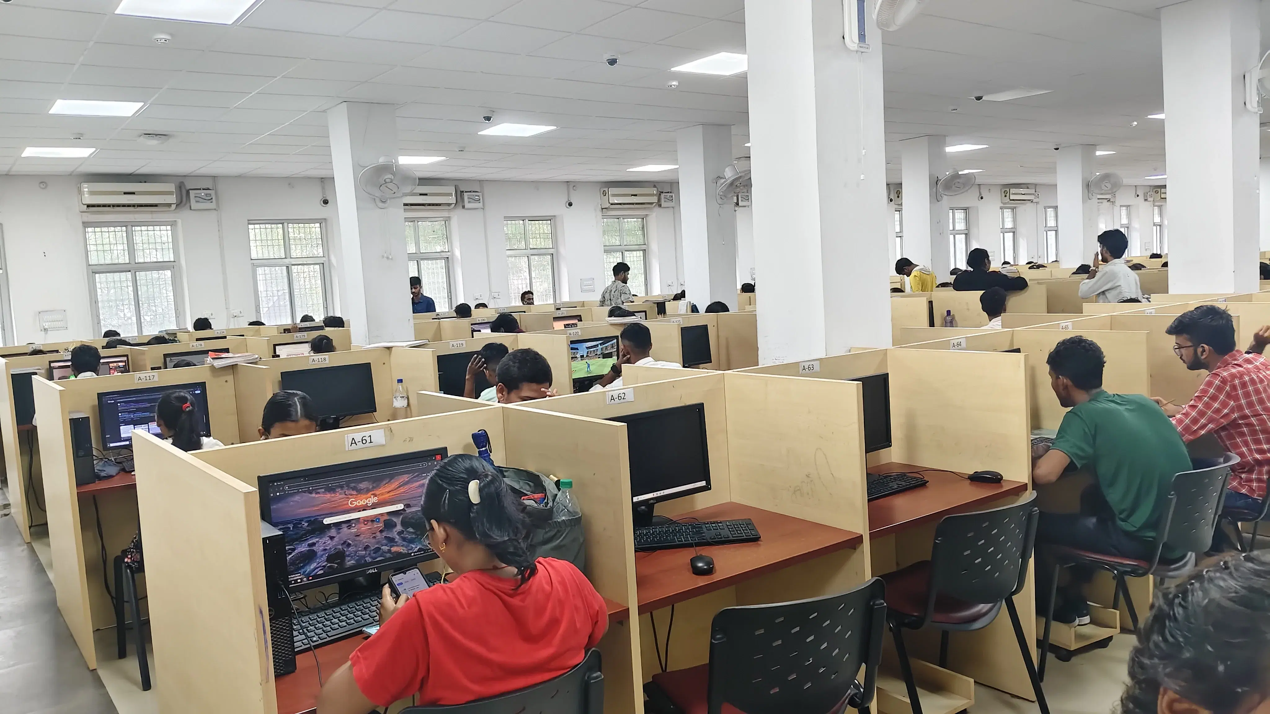 University of Lucknow Lab photo 1